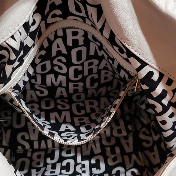 MARC by Marc Jacobs Totally Turnlock Faridah - Picture 9 of 16